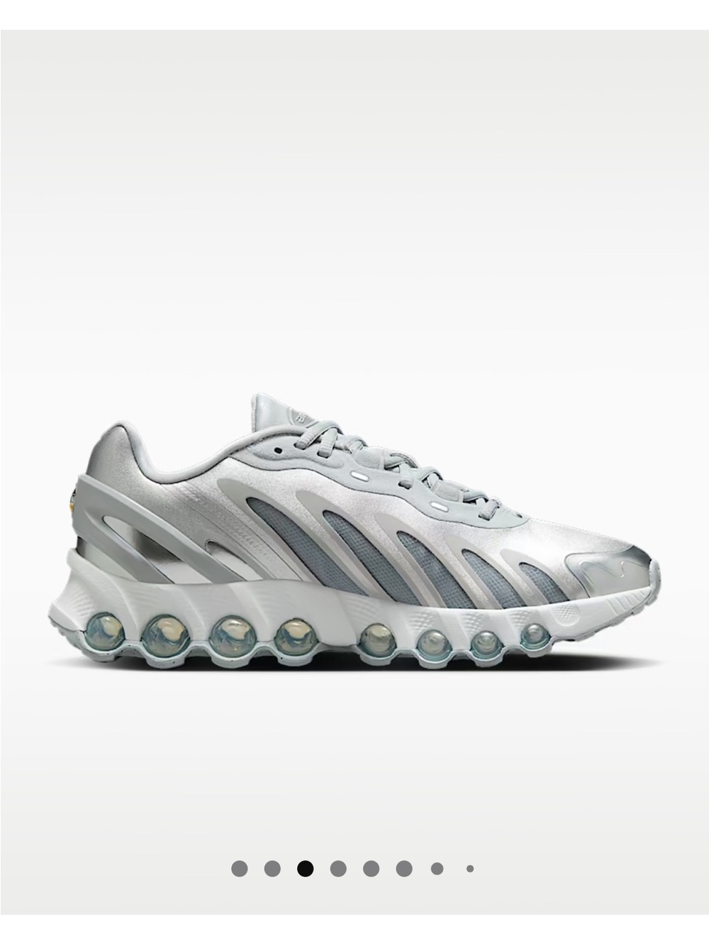 Nike Women’s Air Max DN8 Silver/Gray Lightweight Running Sneakers - Picture 1 of 8